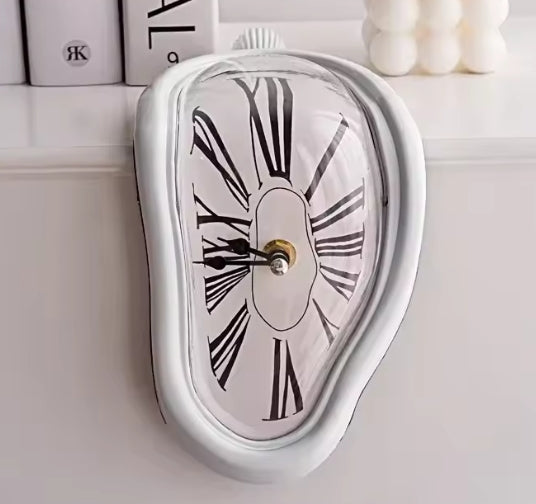 Novelty Melting Clock