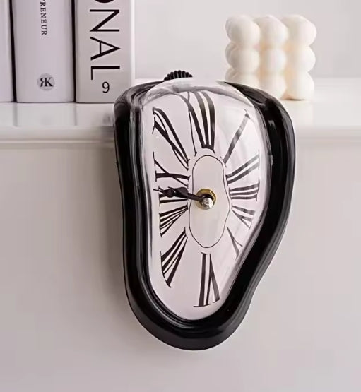 Novelty Melting Clock